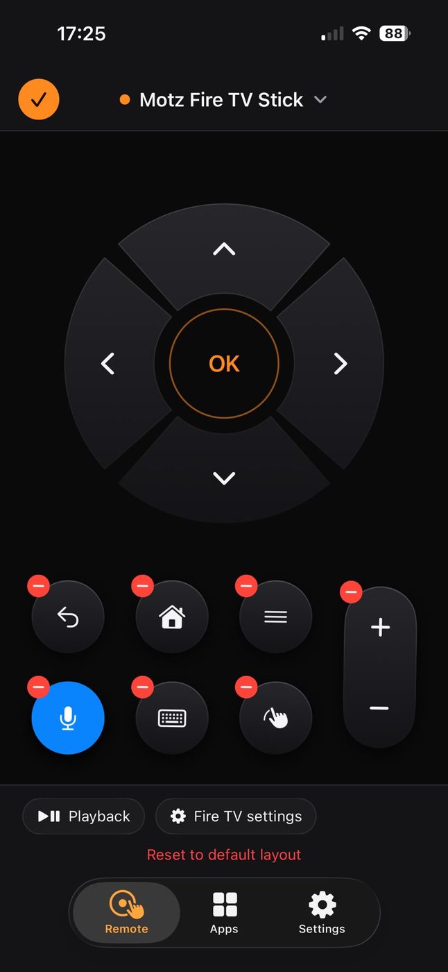Editing the remote layout: every button carries a remove badge and a tray sits at the bottom